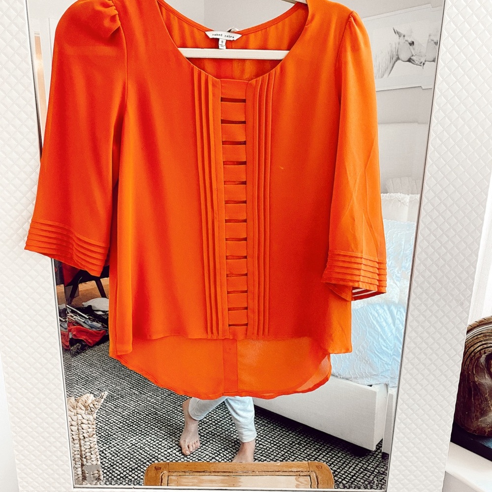 Sz small orange top